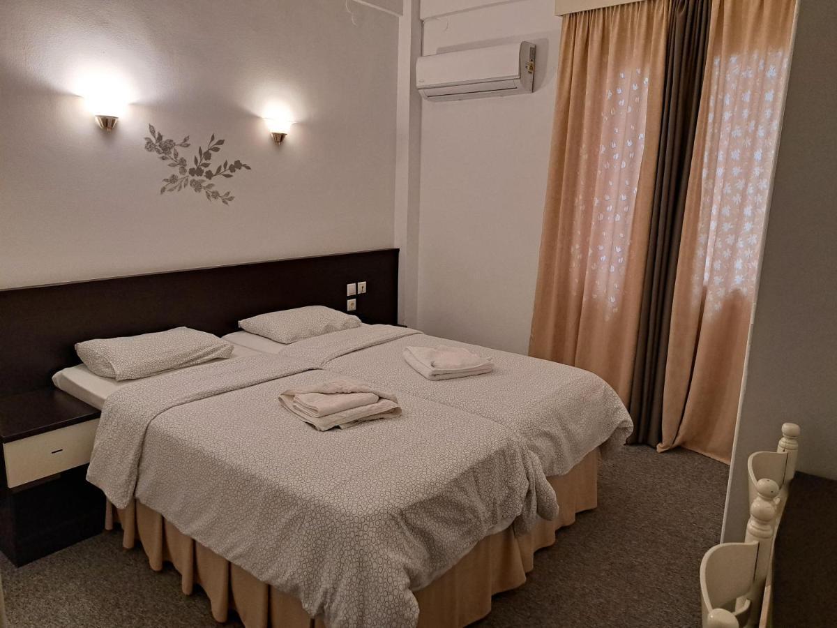 Galanopoulos Hotel Loutráki Buitenkant foto