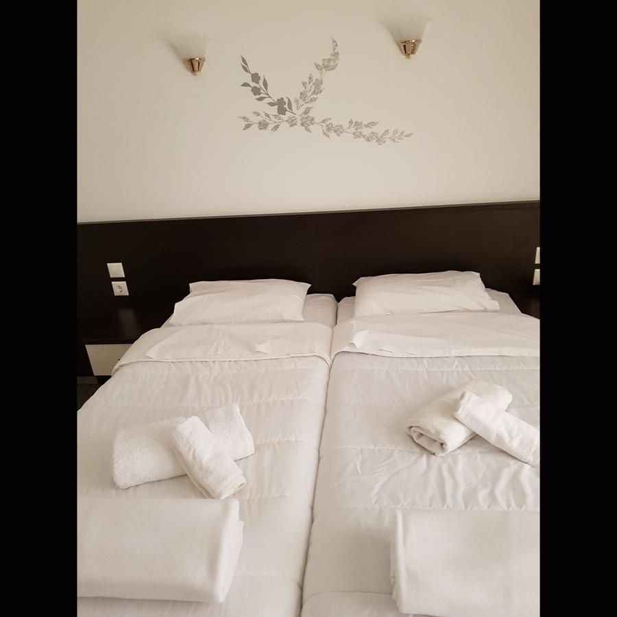 Galanopoulos Hotel Loutráki Buitenkant foto