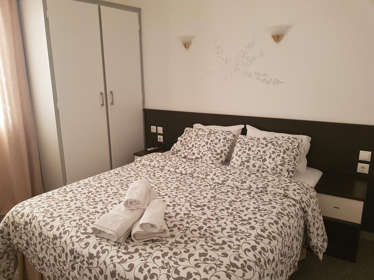 Galanopoulos Hotel Loutráki Buitenkant foto